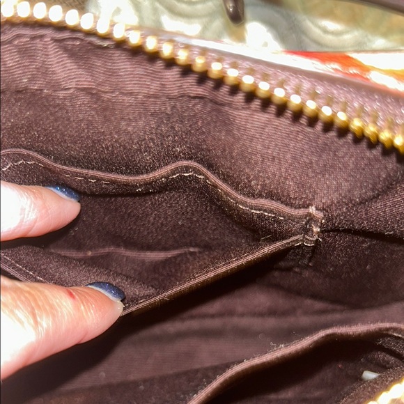 Coach Mini Camera Heart Print Women's Bag - Picture 9 of 16